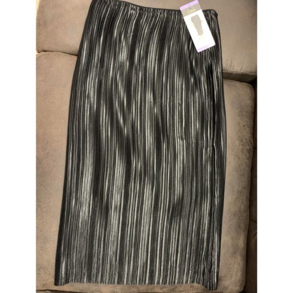 NWT Dalia Ladies' Pleated Skirt - Picture 6 of 8